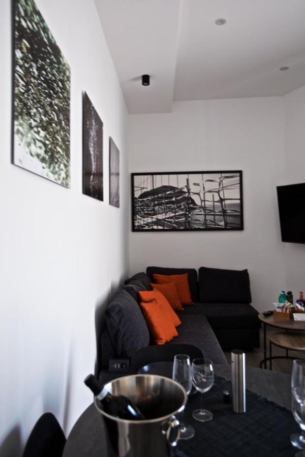 Scugnizzo Apartment Luxury Home Nápoles Exterior foto