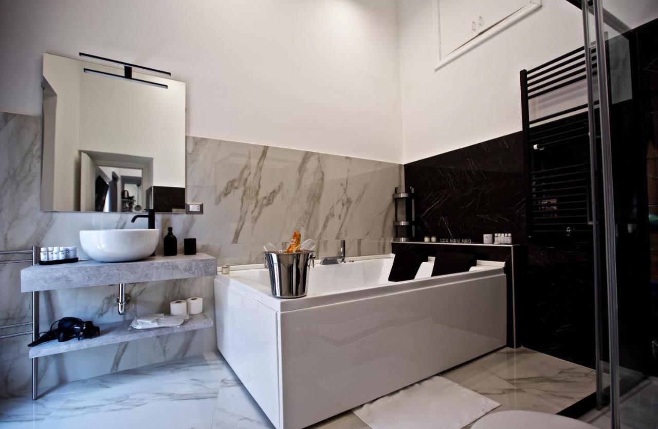 Scugnizzo Apartment Luxury Home Nápoles Exterior foto